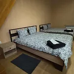 2-уровневая на 6 человек в центре 公寓