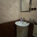 2-уровневая на 6 человек в центре Apartman