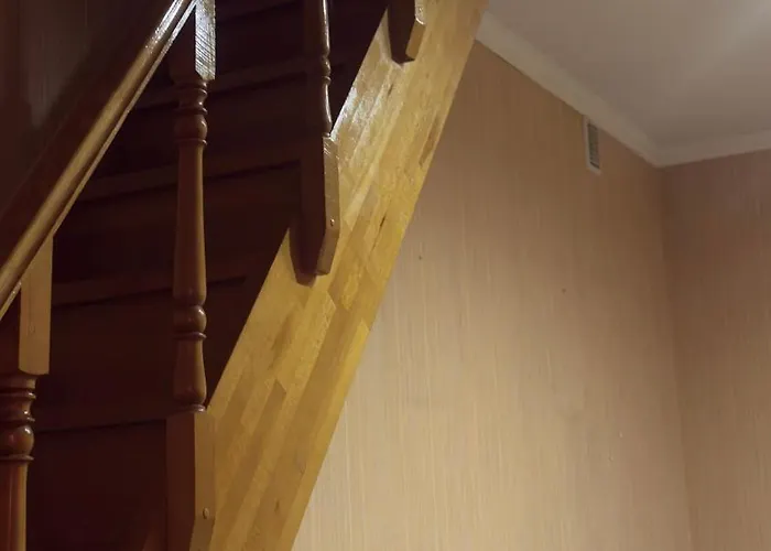 2-уровневая на 6 человек в центре *