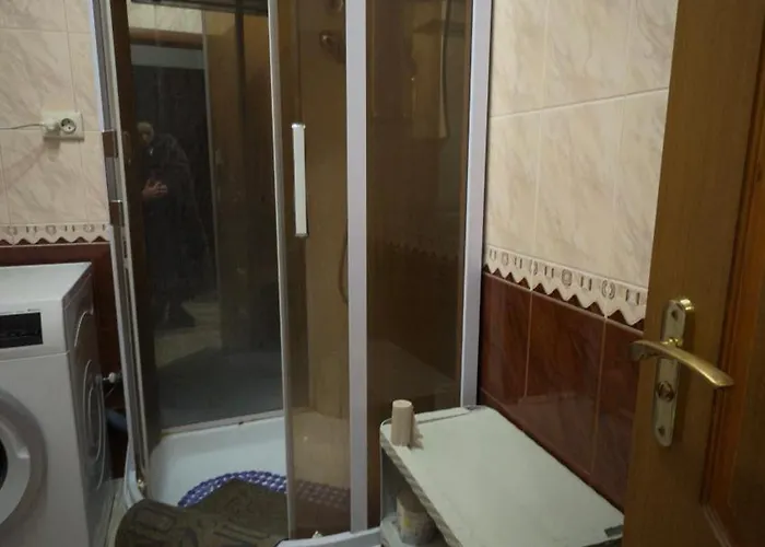 2-уровневая на 6 человек в центре