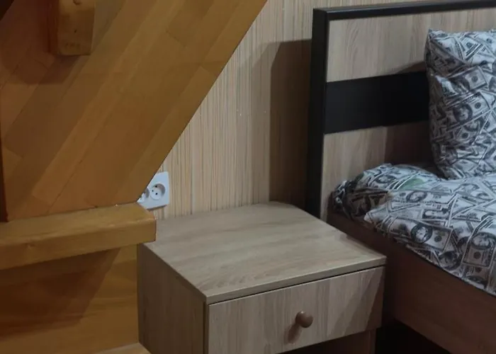 2-уровневая на 6 человек в центре Apartmán