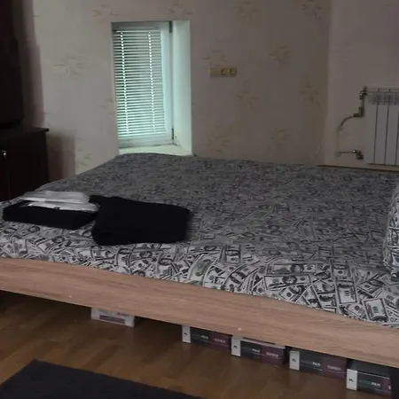 2-уровневая на 6 человек в центре アパート *