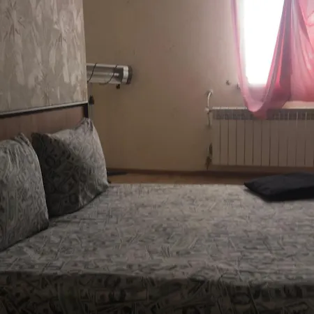 Apartmán 2-уровневая на 6 человек в центре *