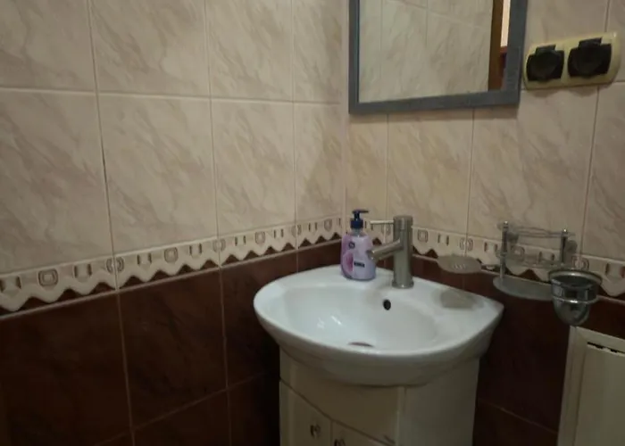 2-уровневая на 6 человек в центре Apartment